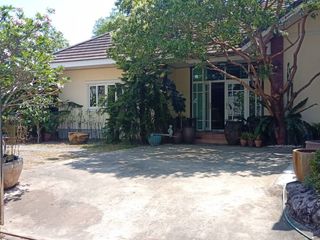 For sale 8 ベッドルーム house in Mueang Udon Thani, Udon Thani