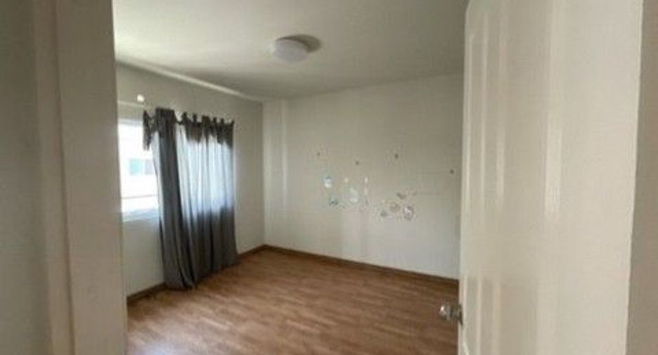 For sale 1 Beds townhouse in Bang Bua Thong, Nonthaburi