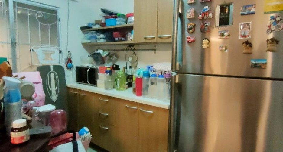For sale 4 bedrooms townhouse in Bang Phli, Samut Prakan