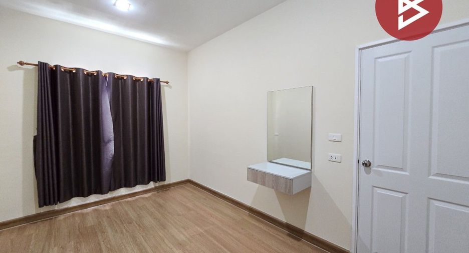 Casa adosada en venta de 4 habitaciones en Mueang Nonthaburi, Nonthaburi