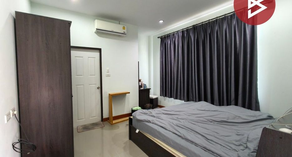 Casa en venta de 3 habitaciones en Phan Thong, Chonburi