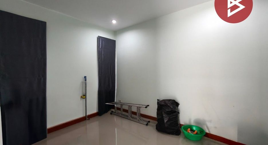 Casa en venta de 3 habitaciones en Phan Thong, Chonburi