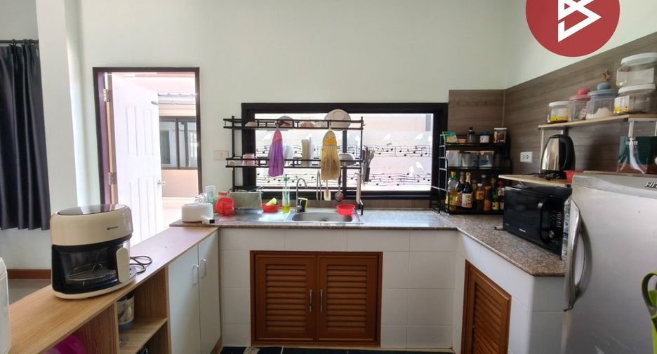 Casa en venta de 3 habitaciones en Phan Thong, Chonburi
