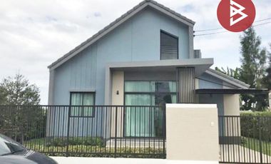 出售 2 卧室 独立屋 在 Bang Sao Thong, Samut Prakan