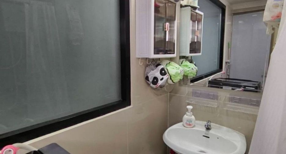 For sale 1 bed condo in Bang Na, Bangkok