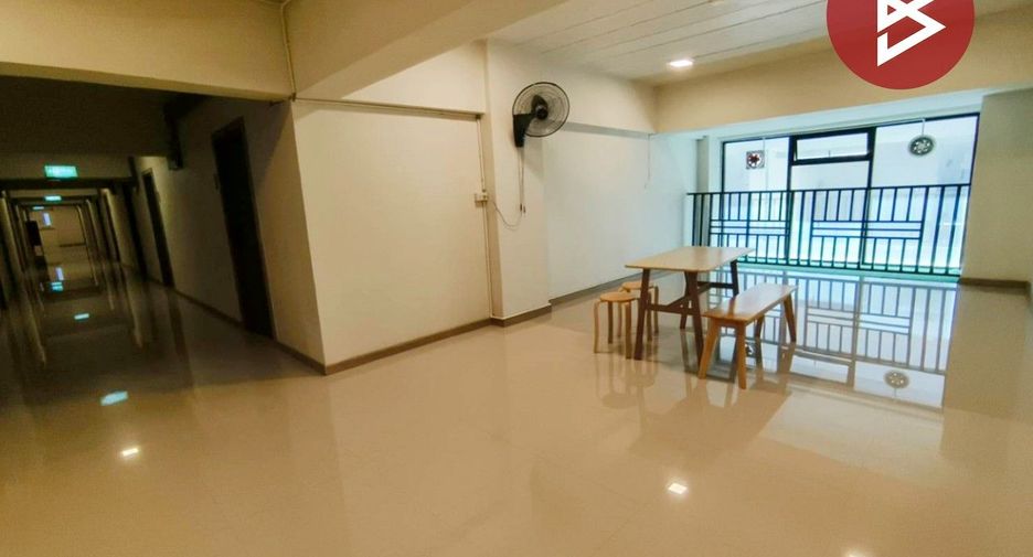For sale 1 bed condo in Bang Na, Bangkok
