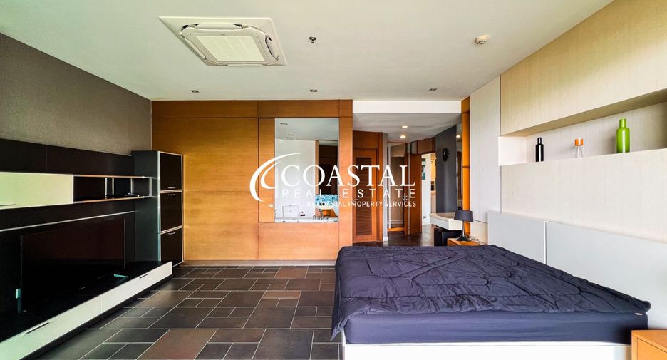 For sale 2 ベッドルーム condo in Bang Lamung, Chonburi