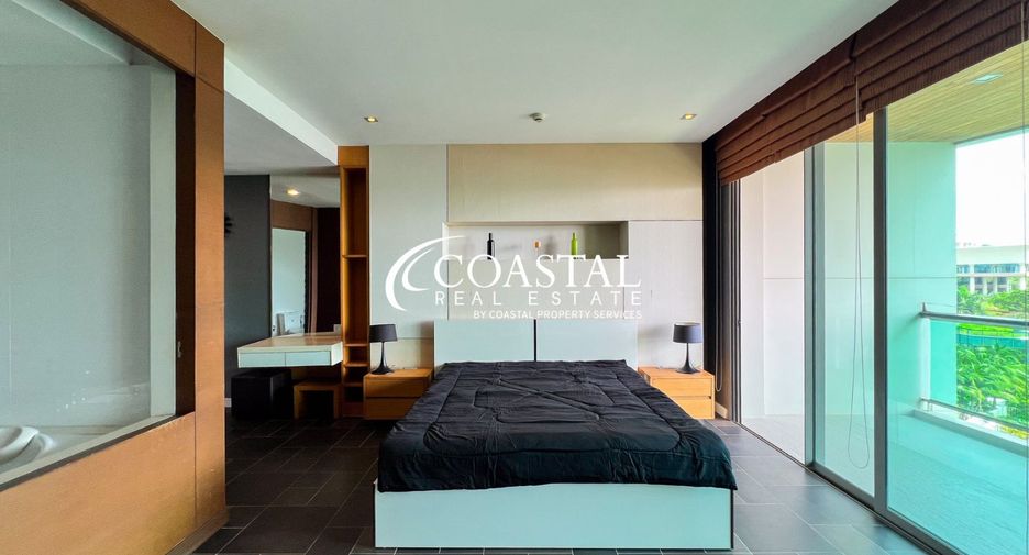 For sale 2 ベッドルーム condo in Bang Lamung, Chonburi