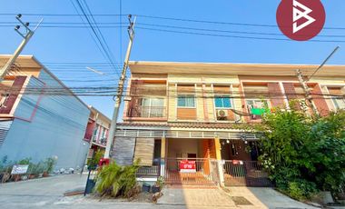 For sale 3 bedrooms townhouse in Mueang Samut Sakhon, Samut Sakhon