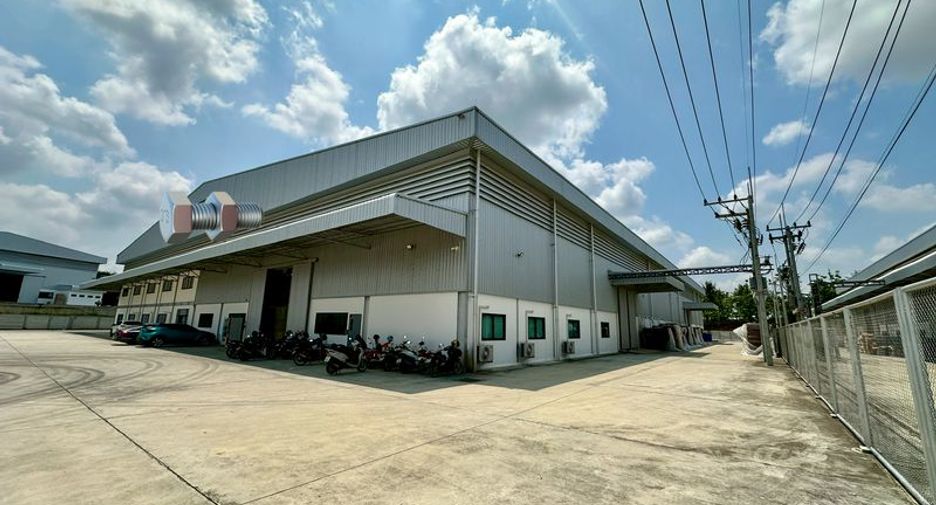 For sale warehouse in Bang Lamung, Chonburi