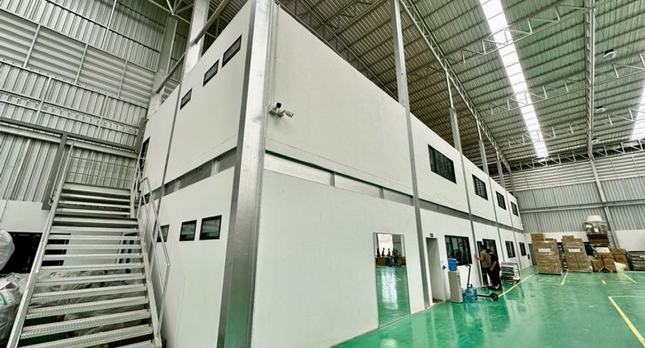 For sale warehouse in Bang Lamung, Chonburi