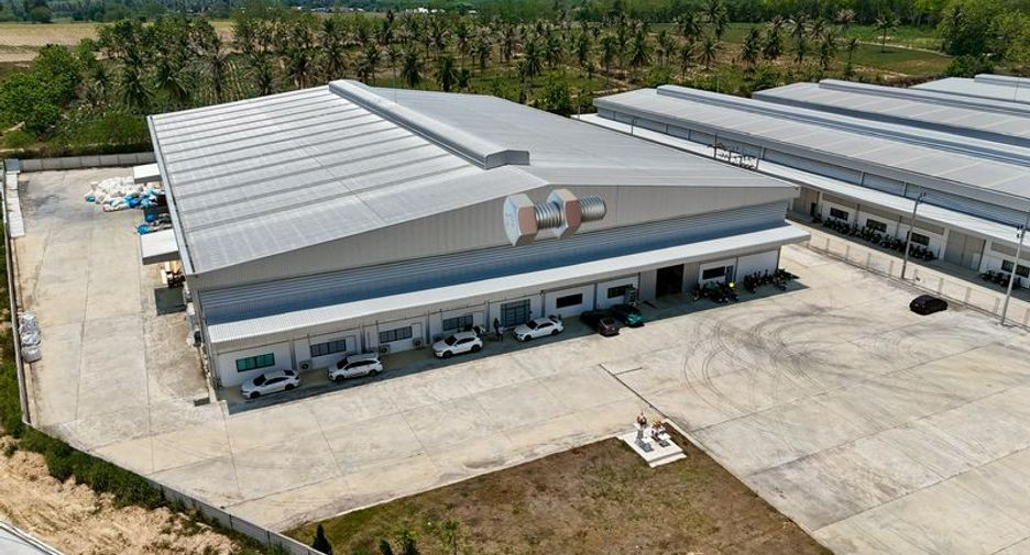 For sale warehouse in Bang Lamung, Chonburi