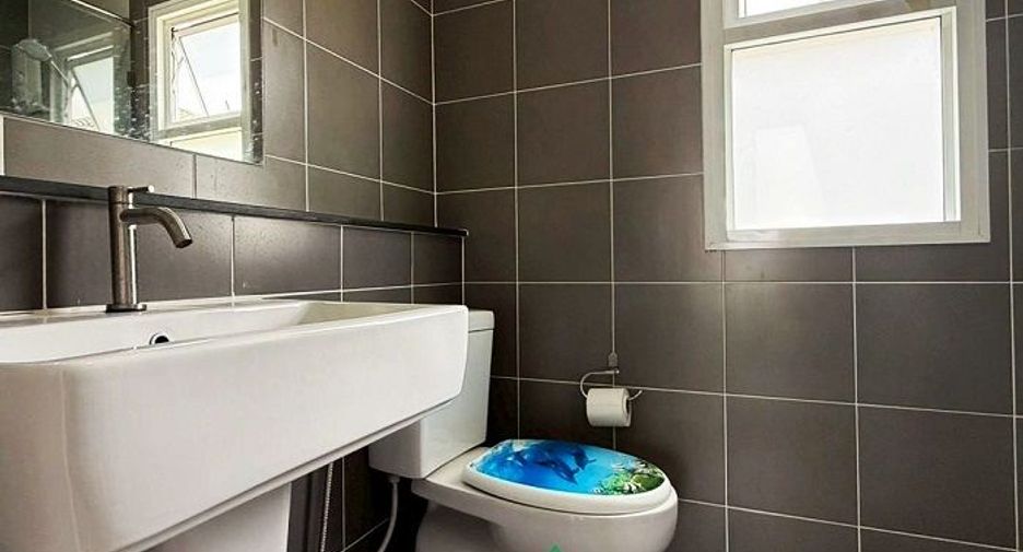 For sale 3 bedrooms house in Min Buri, Bangkok