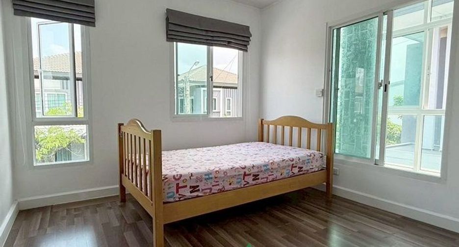 For sale 3 bedrooms house in Min Buri, Bangkok