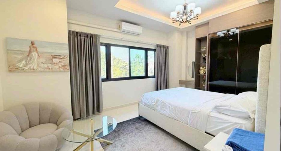 Villa zur Miete mit 4 Zimmer in Bang Lamung, Chonburi