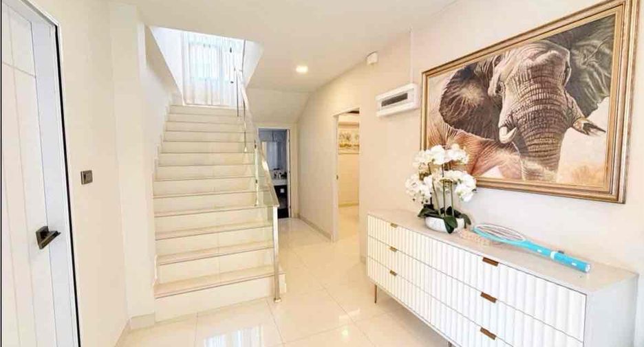 Villa zur Miete mit 4 Zimmer in Bang Lamung, Chonburi