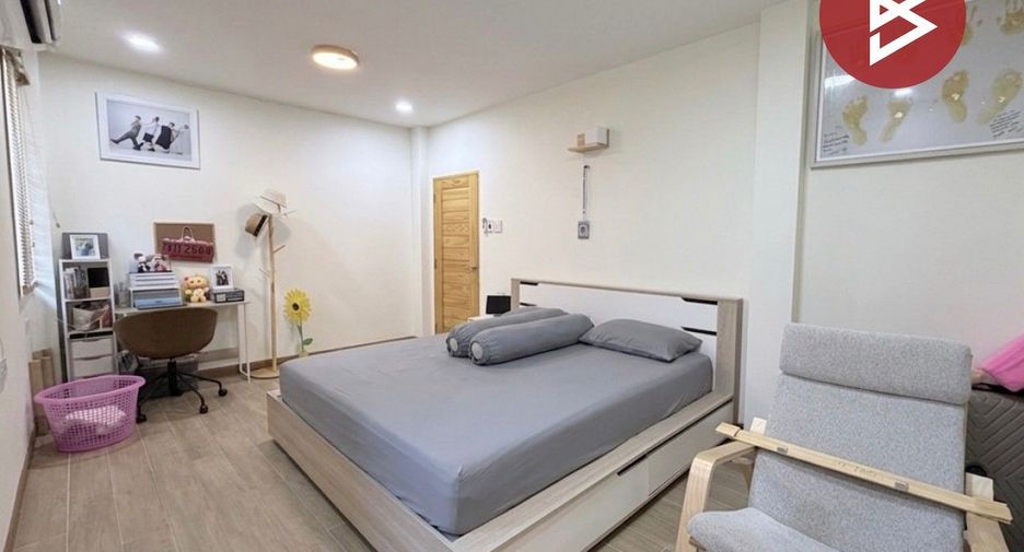 For sale 6 ベッドルーム house in Kamphaeng Saen, Nakhon Pathom