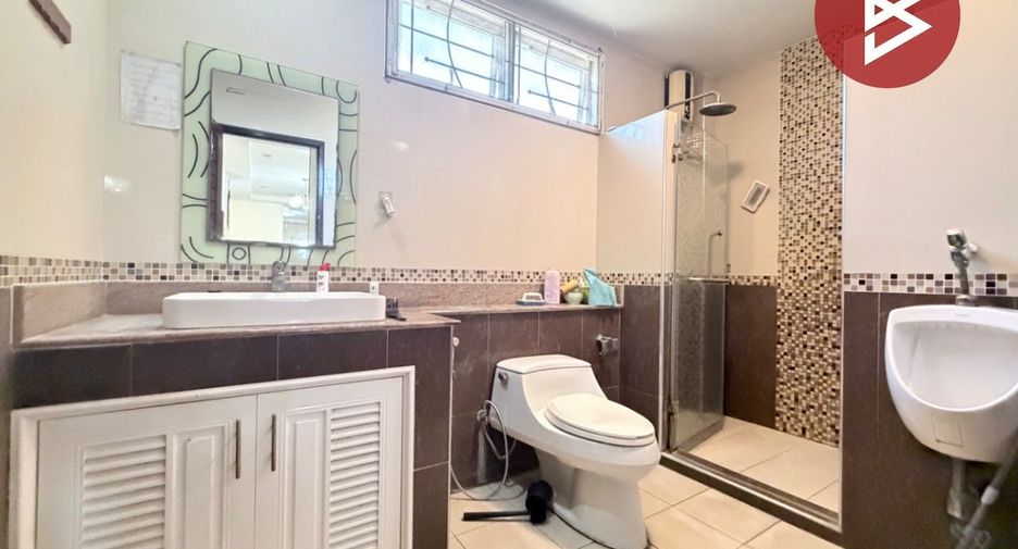 For sale 6 ベッドルーム house in Kamphaeng Saen, Nakhon Pathom