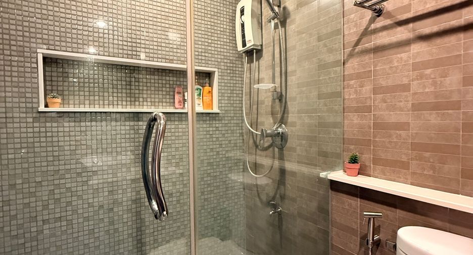 For rent and for sale 1 bed condo in Mueang Chiang Mai, Chiang Mai