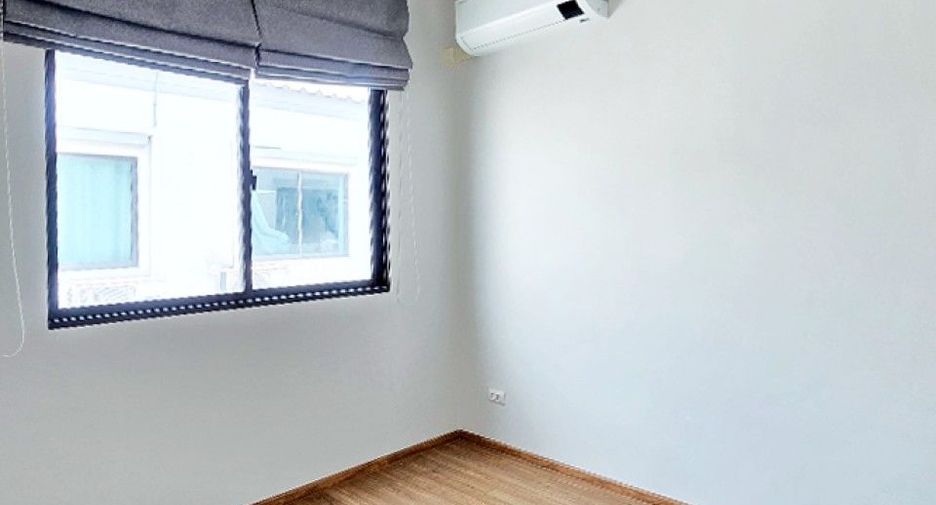 For sale 3 ベッドルーム townhouse in Bang Phli, Samut Prakan