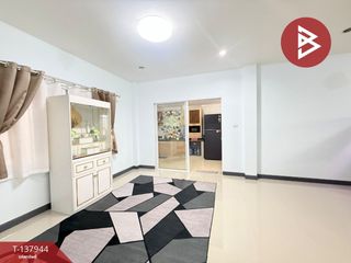For sale 4 ベッドルーム house in Phutthamonthon, Nakhon Pathom