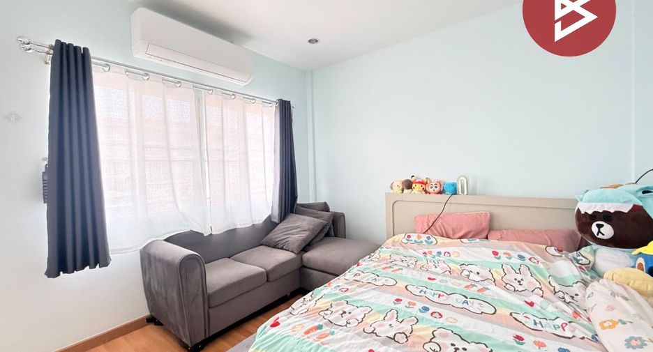For sale 4 ベッドルーム house in Phutthamonthon, Nakhon Pathom