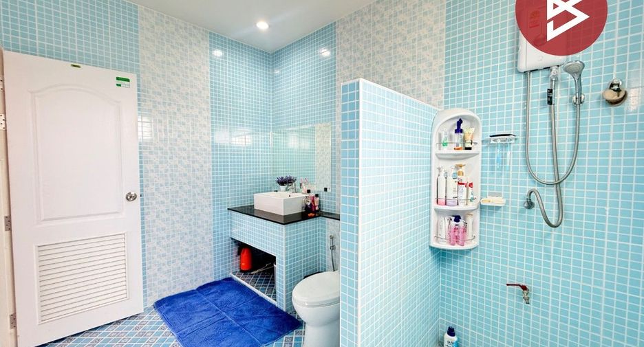 For sale 4 ベッドルーム house in Phutthamonthon, Nakhon Pathom