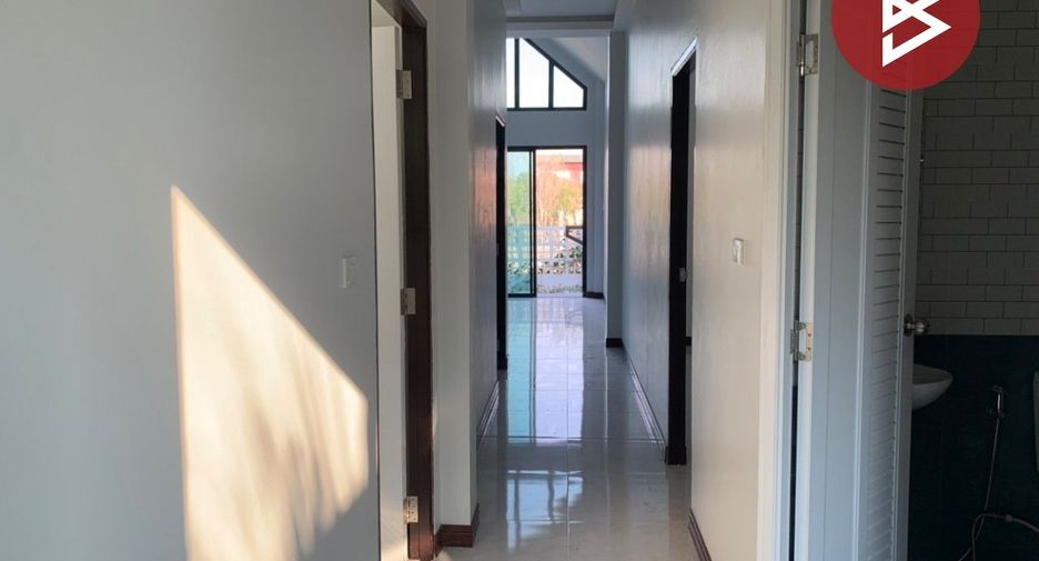 出售 3 卧室 独立屋 在 Mueang Suphan Buri, Suphan Buri