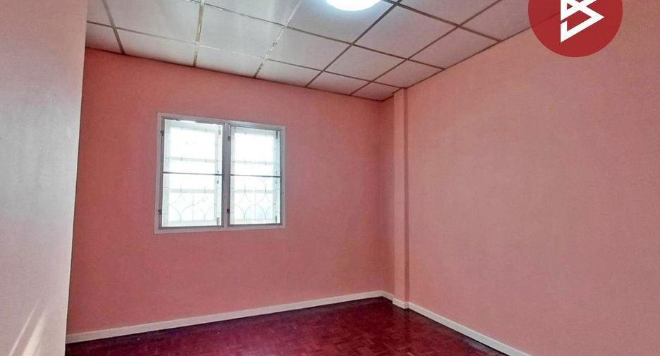 For sale 2 ベッドルーム townhouse in Mueang Samut Songkhram, Samut Songkhram
