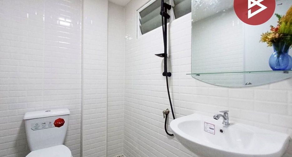 For sale 2 ベッドルーム townhouse in Mueang Samut Songkhram, Samut Songkhram