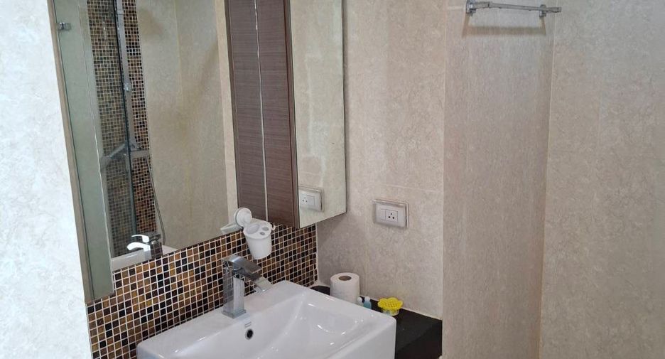 For sale 1 bed condo in Bang Lamung, Chonburi