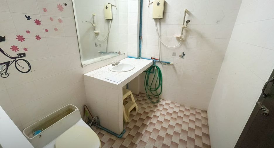 Casa en venta de 6 habitaciones en Nong Khaem, Bangkok