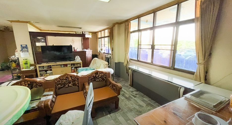 Casa en venta de 6 habitaciones en Nong Khaem, Bangkok