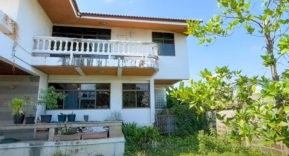 Casa en venta de 6 habitaciones en Nong Khaem, Bangkok