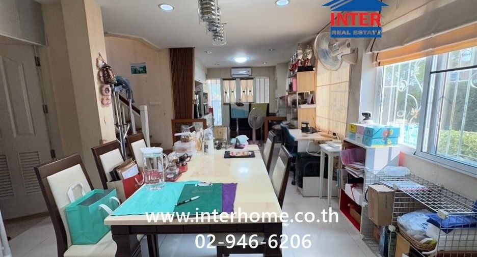 For sale 3 bedrooms house in Mueang Nonthaburi, Nonthaburi