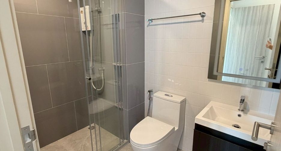 Condo en alquiler y en venta de 1 habitaciones en Bang Na, Bangkok