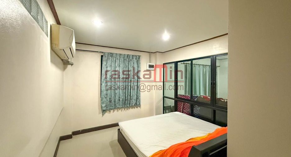 For sale 6 bedrooms house in Bang Lamung, Chonburi