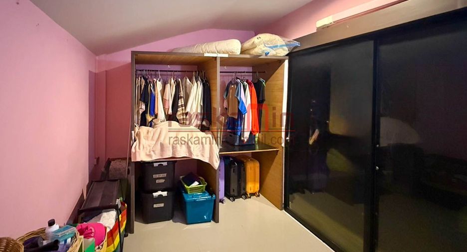 For sale 6 bedrooms house in Bang Lamung, Chonburi