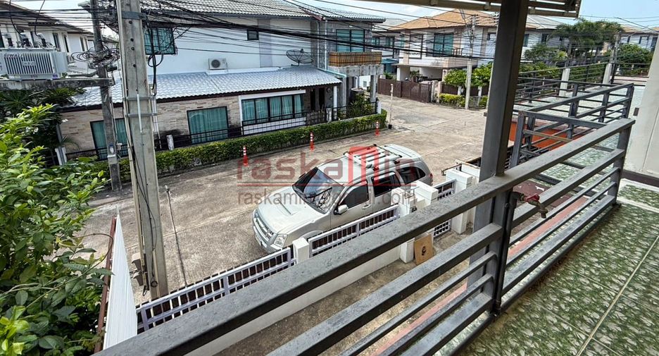 For sale 6 bedrooms house in Bang Lamung, Chonburi