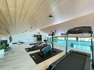 For rent 4 bedrooms villa in Mueang Phuket, Phuket