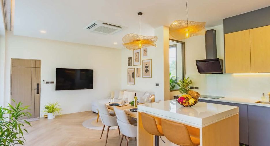 For rent and for sale 4 bedrooms villa in Thalang, Phuket