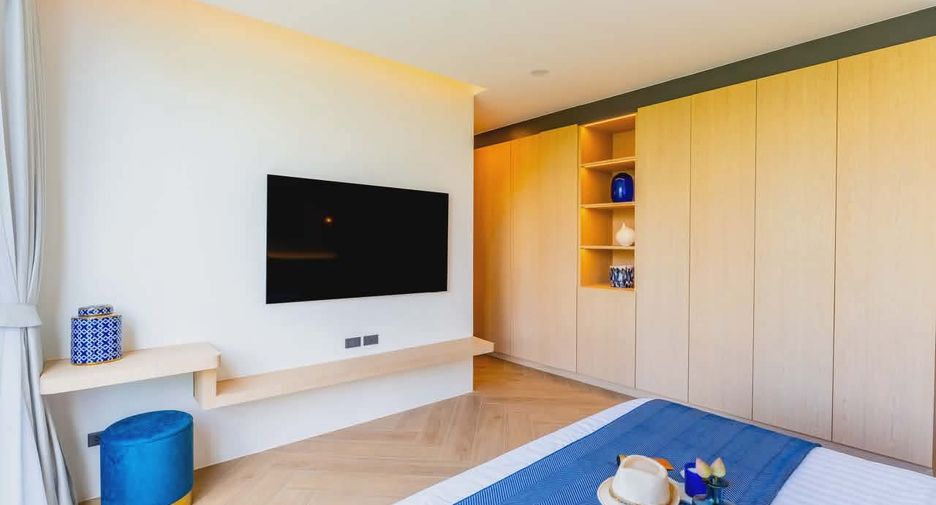 For rent and for sale 4 bedrooms villa in Thalang, Phuket
