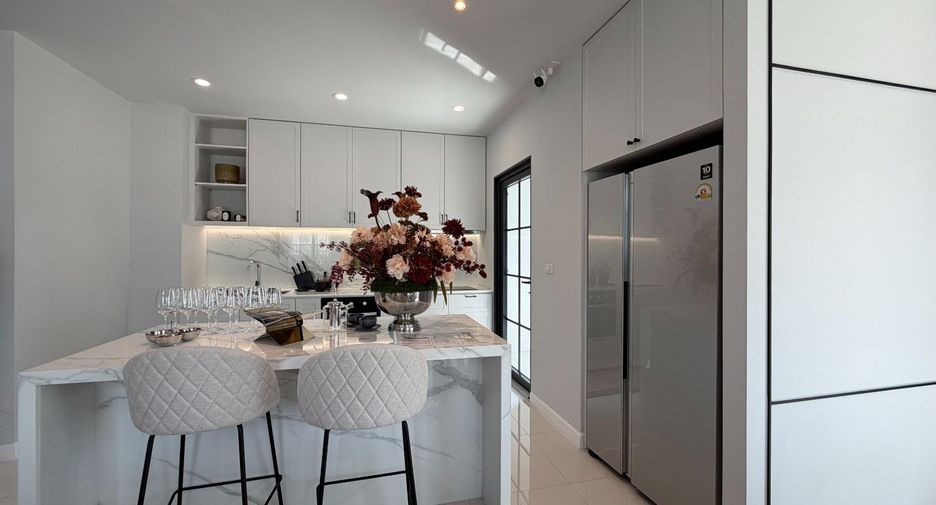 For sale 4 bedrooms villa in Ban Chang, Rayong