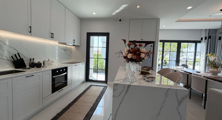 For sale 4 bedrooms villa in Ban Chang, Rayong