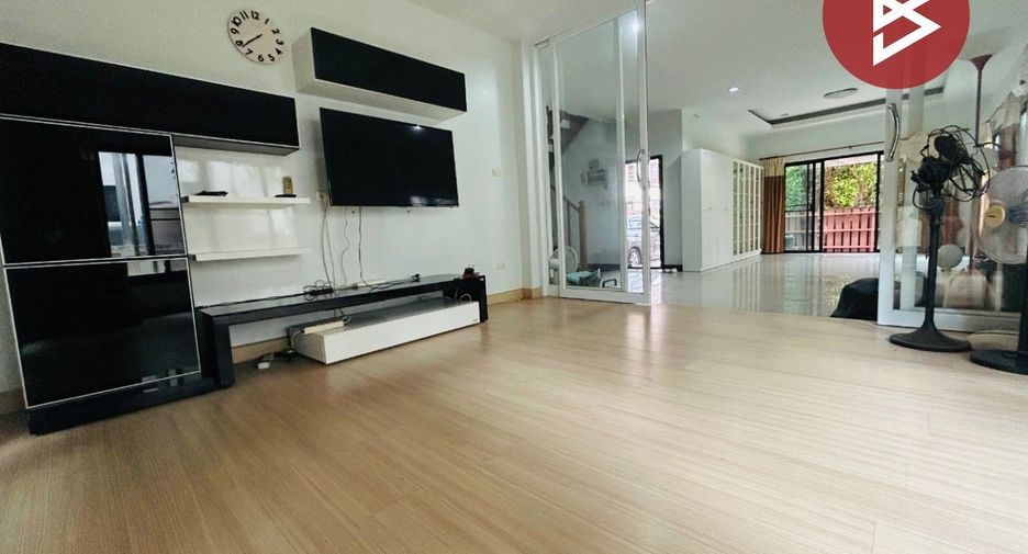 Casa en venta de 3 habitaciones en Mueang Chon Buri, Chonburi