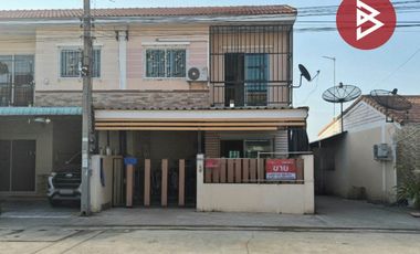 Casa adosada en venta de 3 habitaciones en Krathum Baen, Samut Sakhon