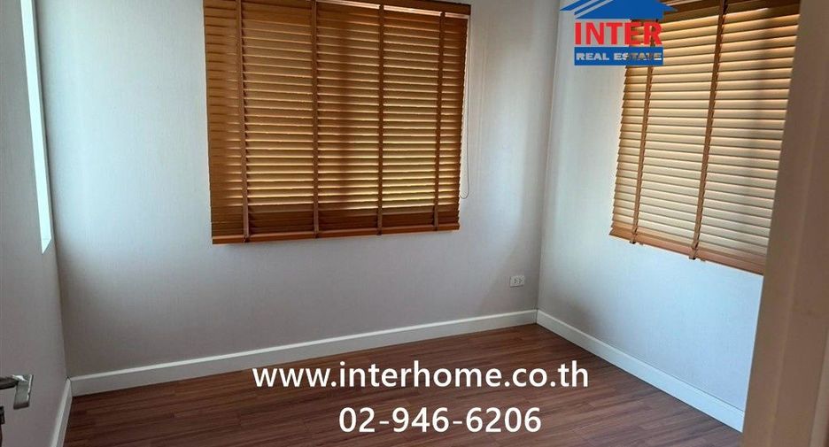 For sale 4 bedrooms house in Thawi Watthana, Bangkok