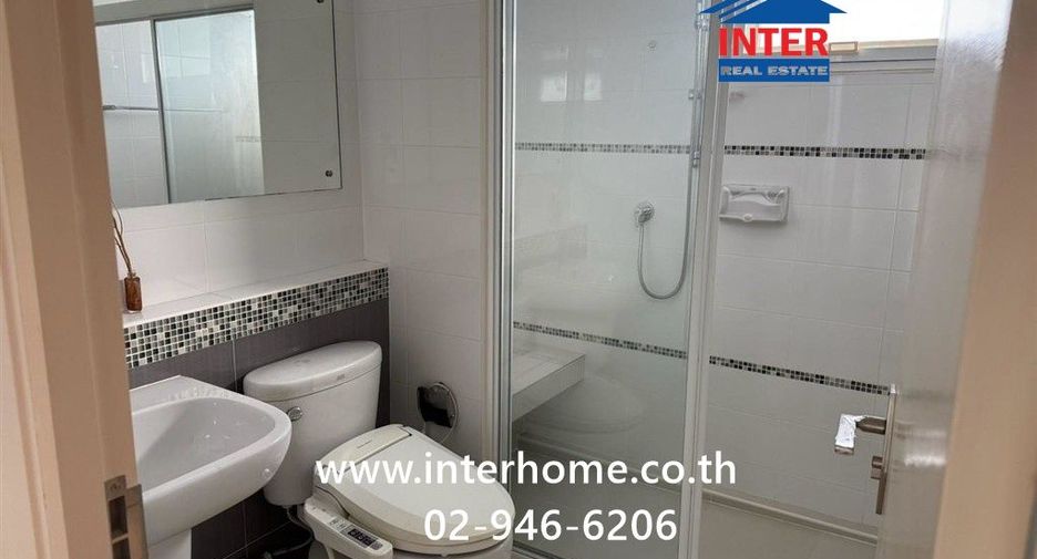 For sale 4 bedrooms house in Thawi Watthana, Bangkok