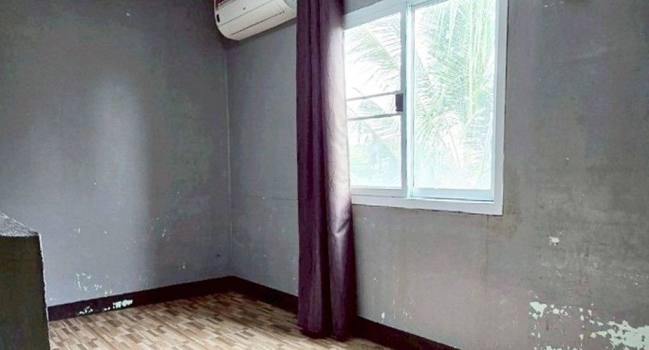 For sale 2 bedrooms townhouse in Nong Khaem, Bangkok