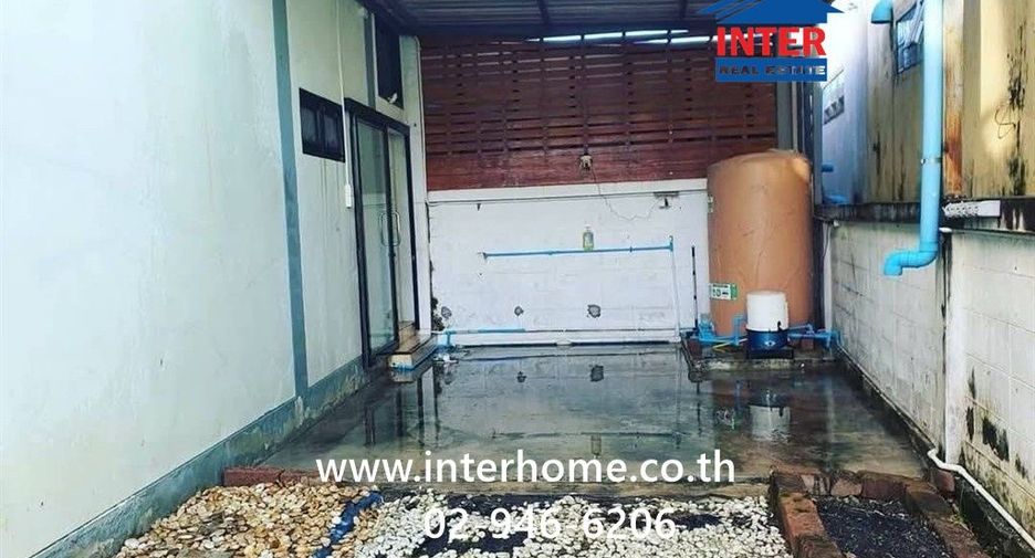 For sale 3 bedrooms townhouse in Min Buri, Bangkok